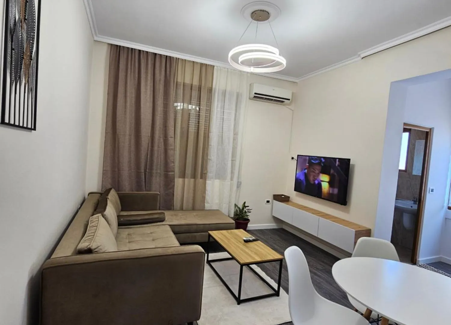Dion Apartment Elbasan
