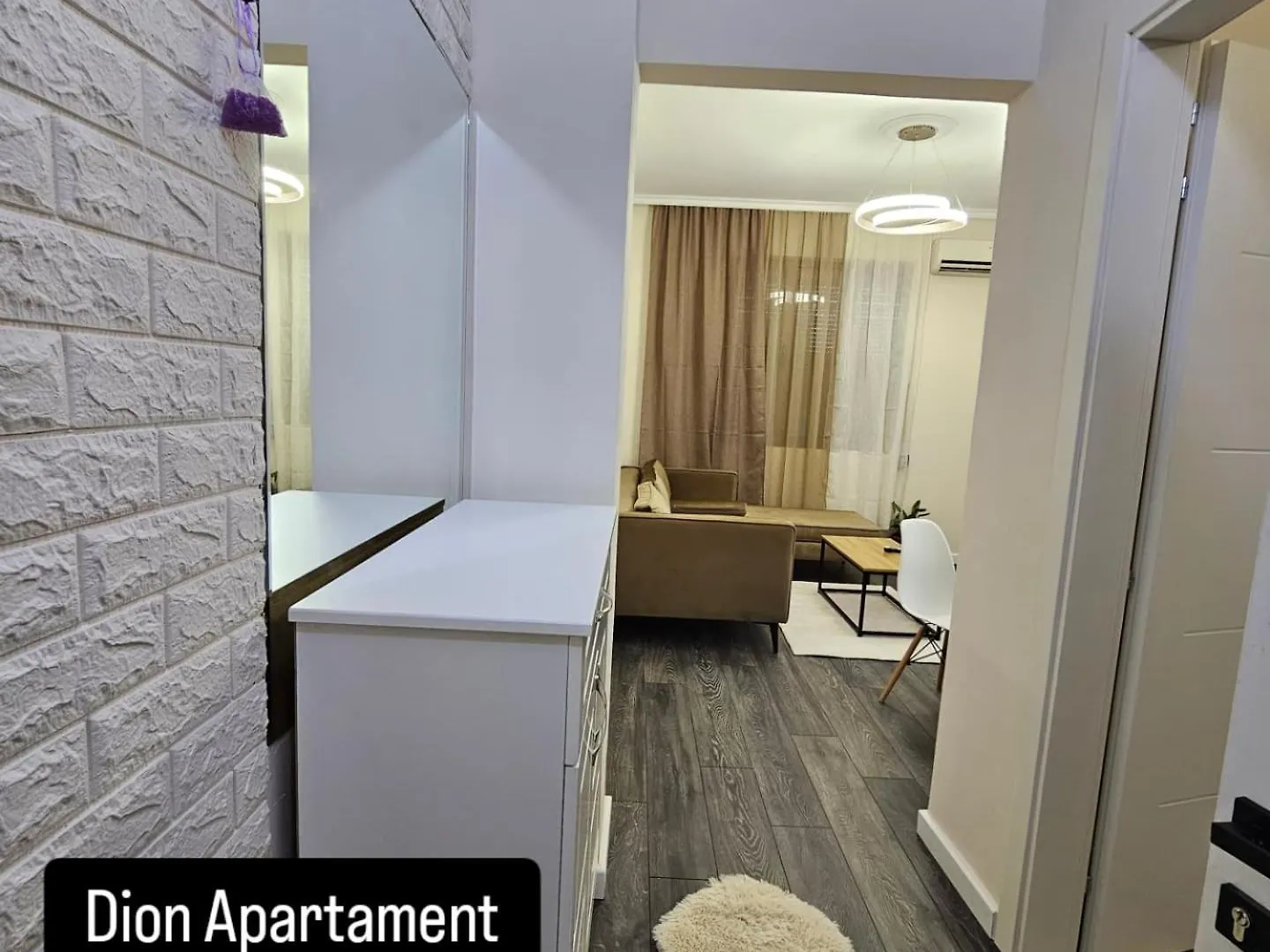 Dion Apartment Elbasan 0*,  Albanië